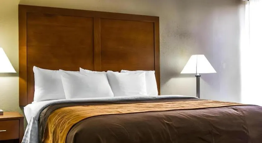 Americinn By Wyndham Memphis East 2*,