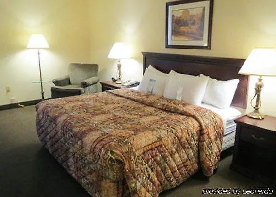 Americinn By Wyndham Memphis East Hotel