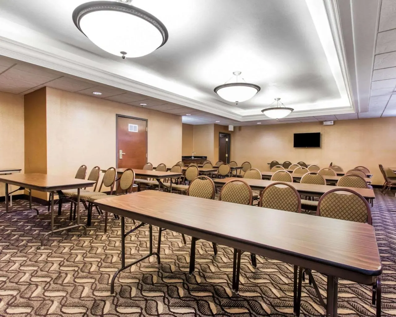 Americinn By Wyndham Memphis East